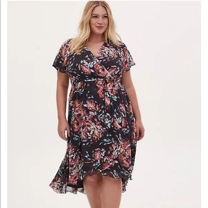 Torrid  Size 1 Chiffon Wrap Dress